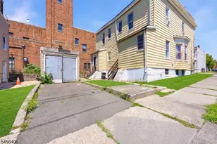 665 Grove St, Irvington, NJ 07111 - Photo 3