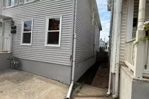 24 Welton St, New Brunswick, NJ 08901 - Photo 3