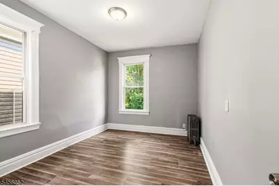 176 Hollywood Ave, East Orange, NJ 07018 - Photo 7