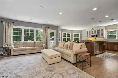 8 Doering Way, Cranford Township, NJ 07016 - Photo 15