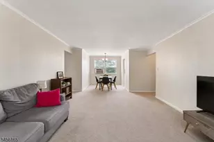 23 Park Ct, Verona, NJ 07044 - Photo 7