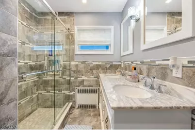 12 Lois Ave, Clifton, NJ 07014 - Photo 15