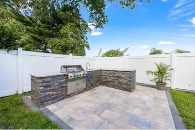 12 Lois Ave, Clifton, NJ 07014 - Photo 21