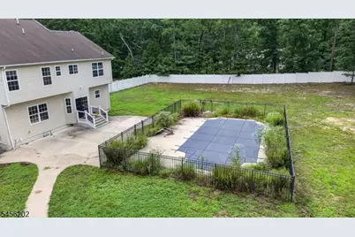 893 Lakehurst Ave, Jackson, NJ 08527 - Photo 45