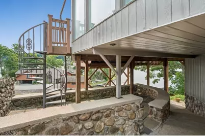 327 Squaw Trl, Hopatcong, NJ 07821 - Photo 35