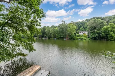 42 W Shore Dr, Vernon, NJ 07462 - Photo 39