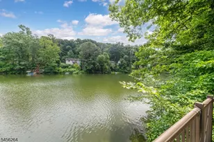 42 W Shore Dr, Vernon, NJ 07462 - Photo 39