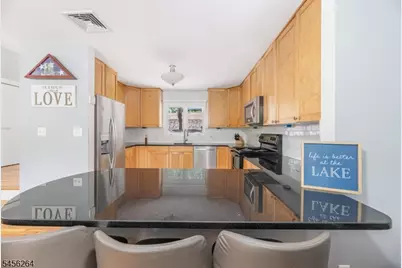 42 W Shore Dr, Vernon, NJ 07462 - Photo 5
