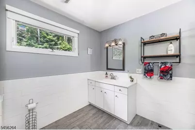42 W Shore Dr, Vernon, NJ 07462 - Photo 19