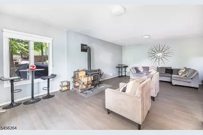 42 W Shore Dr, Vernon, NJ 07462 - Photo 25