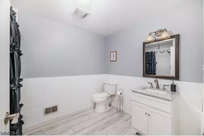 42 W Shore Dr, Vernon, NJ 07462 - Photo 33