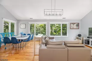 42 W Shore Dr, Vernon, NJ 07462 - Photo 3