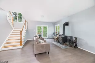 42 W Shore Dr, Vernon, NJ 07462 - Photo 23