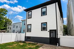 37 Prospect St, Bloomfield, NJ 07003 - Photo 3