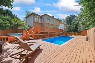 10 Elmwood Ct, Livingston, NJ 07039 - Photo 41