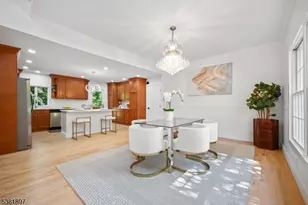 10 Elmwood Ct, Livingston, NJ 07039 - Photo 7