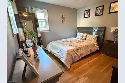334 N 4th Ave, Hawthorne, NJ 07506 - Photo 9