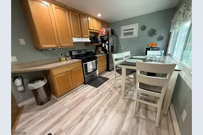 334 N 4th Ave, Hawthorne, NJ 07506 - Photo 7
