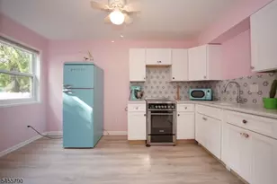 15 Forest St, Montclair, NJ 07042 - Photo 5