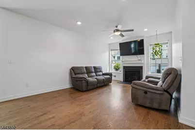 90 Sowers Dr, Mount Olive, NJ 07840 - Photo 9