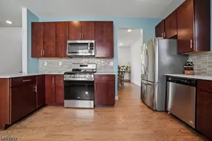 90 Sowers Dr, Mount Olive, NJ 07840 - Photo 5