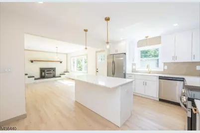 33 Orchard Dr, Vernon, NJ 07462 - Photo 5
