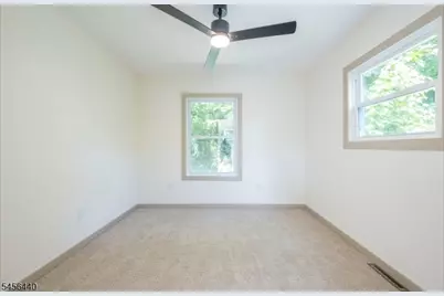 33 Orchard Dr, Vernon, NJ 07462 - Photo 19