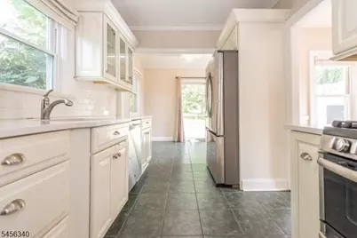 116 Fairview Ave, New Providence, NJ 07974 - Photo 9