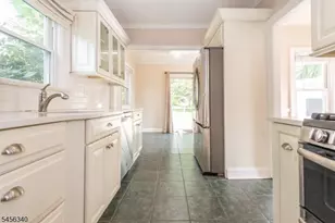 116 Fairview Ave, New Providence, NJ 07974 - Photo 9