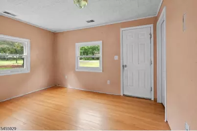 62 S Cherry Rd, Jefferson Township, NJ 07849 - Photo 5