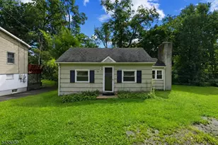 62 S Cherry Rd, Jefferson Township, NJ 07849 - Photo 1