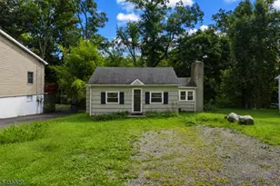 62 S Cherry Rd, Jefferson Township, NJ 07849 - Photo 3