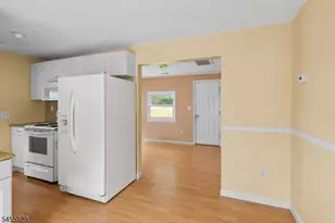 62 S Cherry Rd, Jefferson Township, NJ 07849 - Photo 11