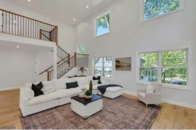 21 Kuntz Ave, Berkeley Heights Township, NJ 07922 - Photo 3