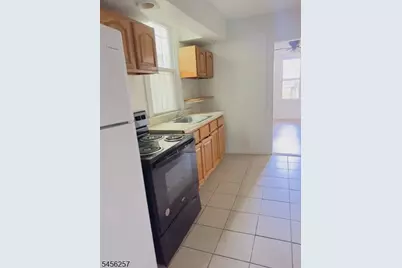284 Hunterdon St #1, Newark, NJ 07103 - Photo 9