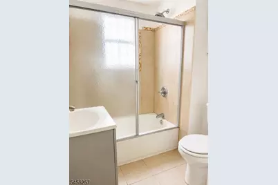 284 Hunterdon St #1, Newark, NJ 07103 - Photo 5