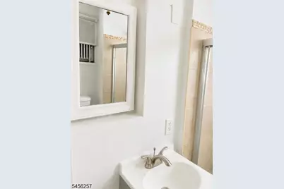 284 Hunterdon St #1, Newark, NJ 07103 - Photo 7