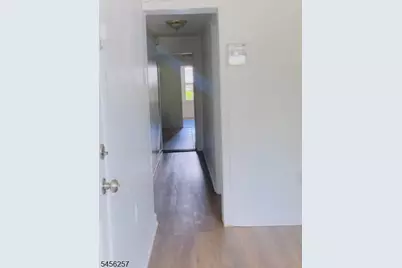 284 Hunterdon St #1, Newark, NJ 07103 - Photo 5
