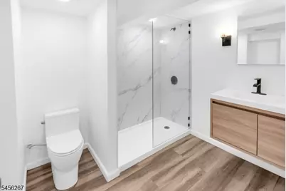 233 S Clinton St, East Orange, NJ 07018 - Photo 27