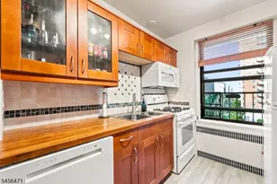 100 Prospect Ave, Hackensack, NJ 07601 - Photo 9