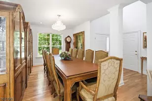 2 Stone Ridge Ct, Little Falls Township, NJ 07424 - Photo 3