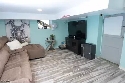 1038 Coolidge Ave, Union Township, NJ 07083 - Photo 17