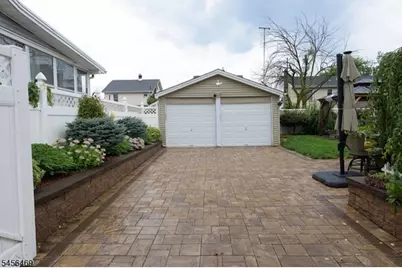 1038 Coolidge Ave, Union Township, NJ 07083 - Photo 13