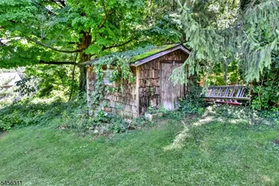 30 Center St, Butler, NJ 07405 - Photo 33
