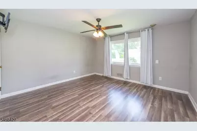 23 Urma Pl, Bloomfield, NJ 07003 - Photo 15
