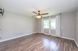 23 Urma Pl, Bloomfield, NJ 07003 - Photo 15