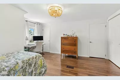 827 Pine St, Roselle Park, NJ 07204 - Photo 15
