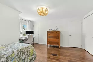 827 Pine St, Roselle Park, NJ 07204 - Photo 15