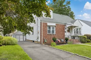 827 Pine St, Roselle Park, NJ 07204 - Photo 3
