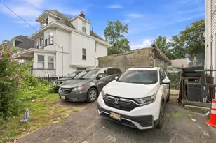 64 Fabyan Pl, Newark, NJ 07108 - Photo 35